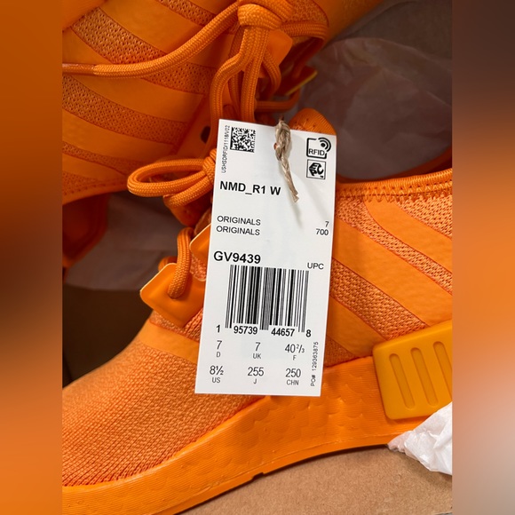 Bright Orange Adidas NMD R1 Shoes-8.5 NWT - Picture 4 of 5